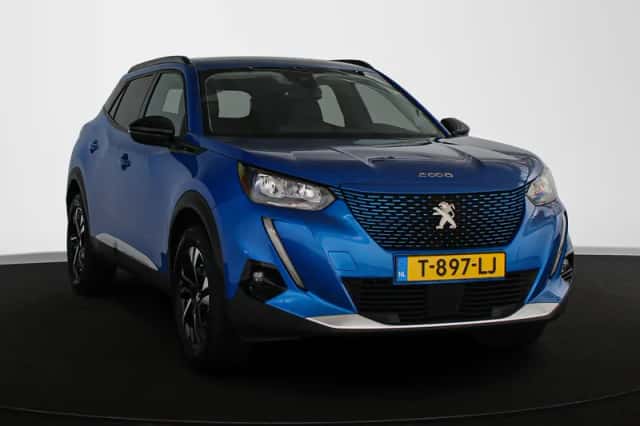 Peugeot e-2008 (2022) thumbnail 2