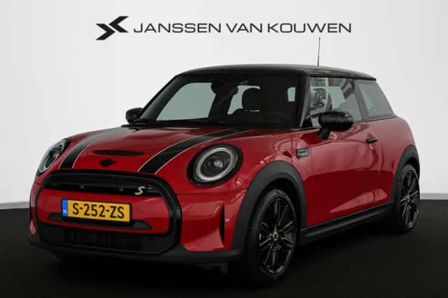 MINI Mini Electric (2023) thumbnail 1
