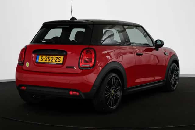 MINI Mini Electric (2023) thumbnail 3