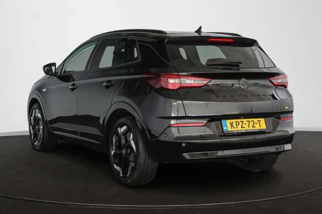 Opel Grandland (2023) thumbnail 4