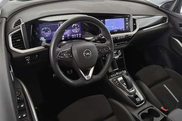 Opel Grandland (2023) thumbnail 5