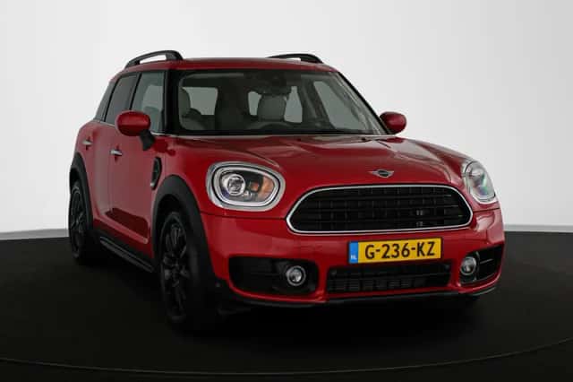 MINI Countryman (2019) thumbnail 2