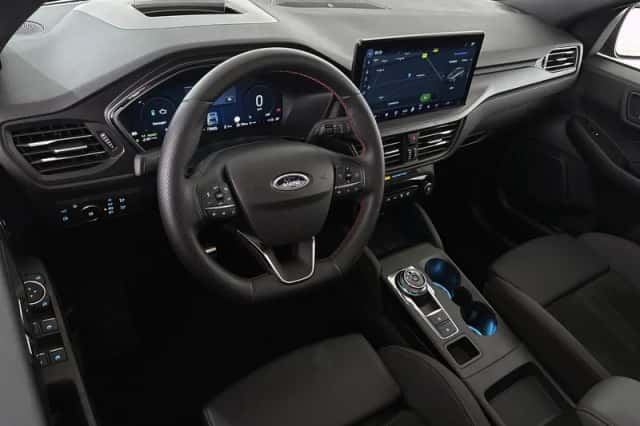 Ford Kuga (2025) thumbnail 5