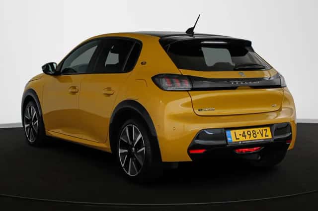 Peugeot e-208 (2021) thumbnail 4