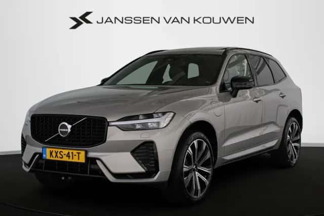Volvo XC60 (2022) thumbnail 1