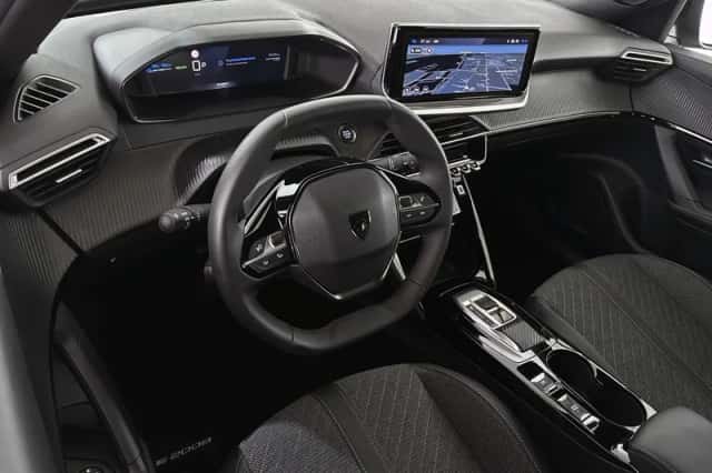 Peugeot e-2008 (2025) thumbnail 5