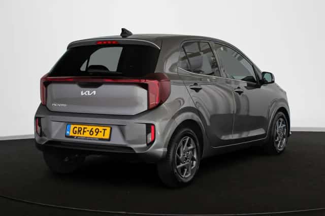 Kia Picanto (2024) thumbnail 3