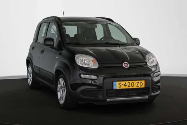 Fiat Panda (2023) thumbnail 2