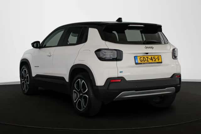 Jeep Avenger (2024) thumbnail 4