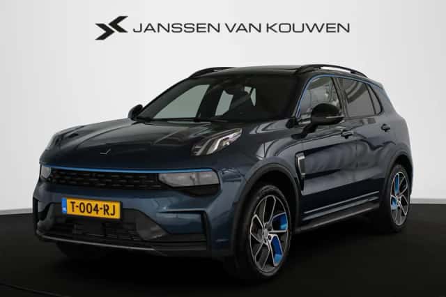 Lynk & Co 01 (2023) thumbnail 1