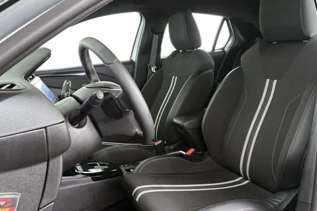 Opel Corsa (2024) thumbnail 6
