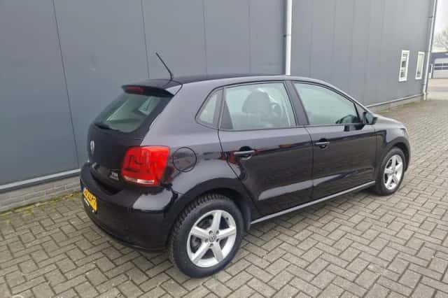 Volkswagen Polo (2013) thumbnail 5