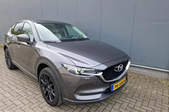Mazda CX-5 (2017) thumbnail 1