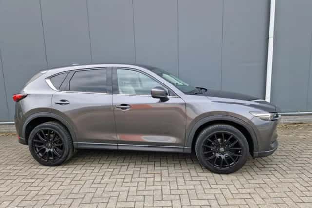 Mazda CX-5 (2017) thumbnail 3