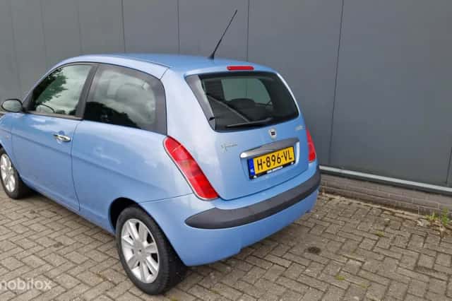Lancia Ypsilon (2006) thumbnail 5