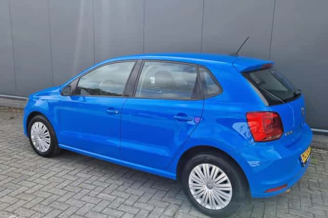 Volkswagen Polo (2016) thumbnail 6
