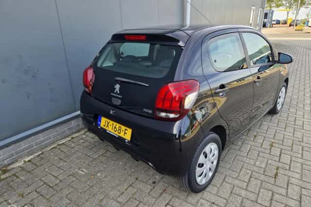 Peugeot 108 (2016) thumbnail 5