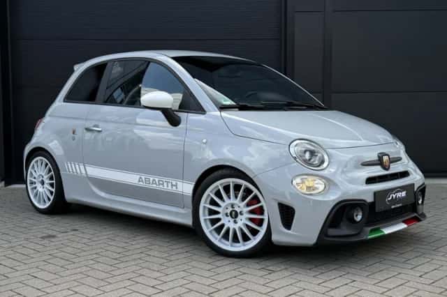 Abarth 595 (2017) thumbnail 2
