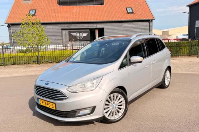 Ford Grand C-Max (2016) thumbnail 1
