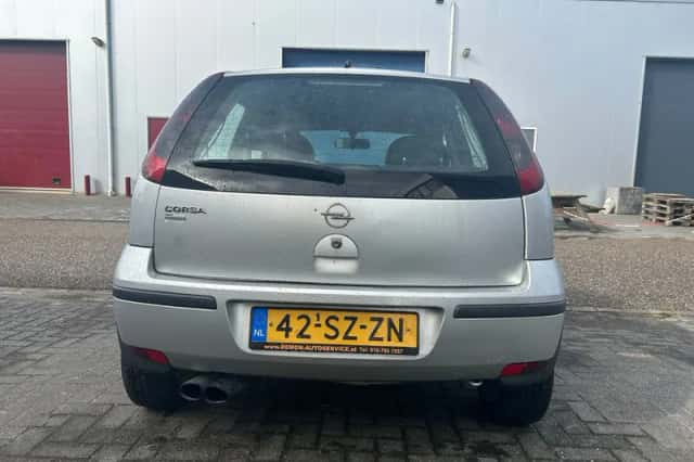 Opel Corsa (2006) thumbnail 6