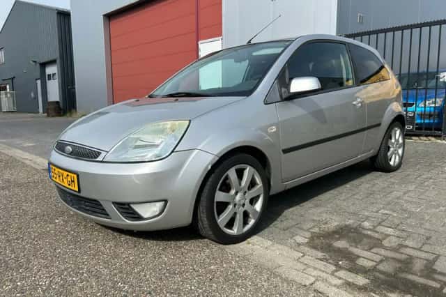 Ford Fiesta (2005) thumbnail 1