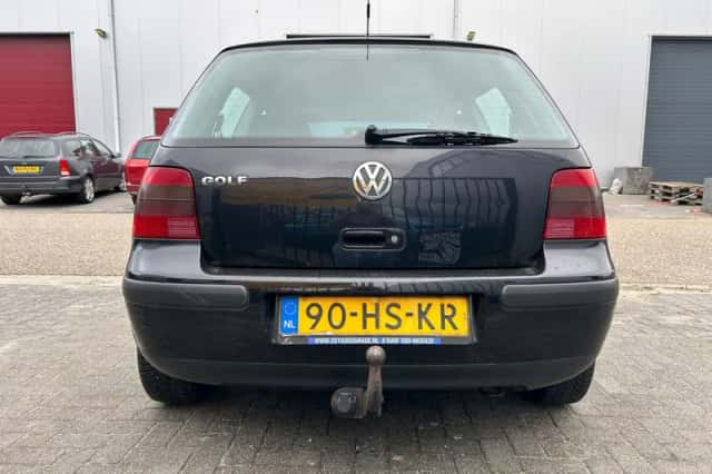 Volkswagen Golf (2001) thumbnail 6