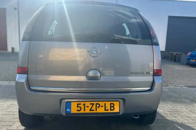 Opel Meriva (2008) thumbnail 6