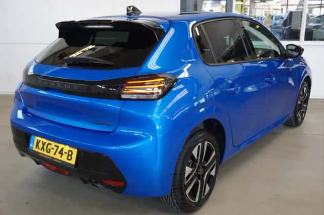 Peugeot 208 (2025) thumbnail 2