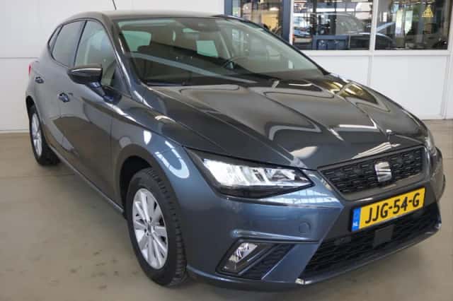 SEAT Ibiza (2023) thumbnail 4
