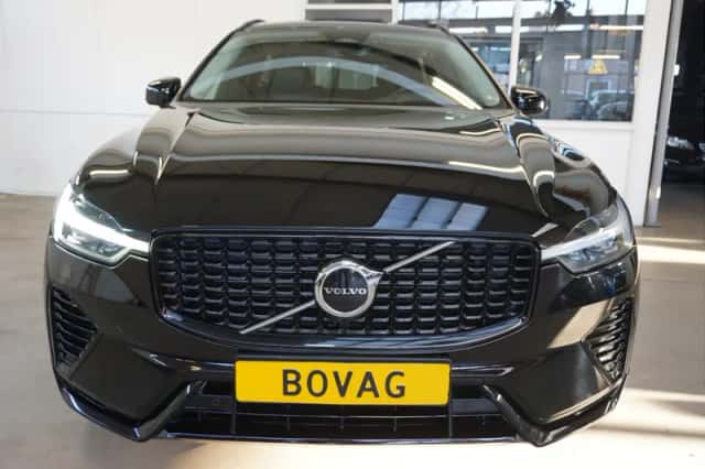 Volvo XC60 (2023) thumbnail 5