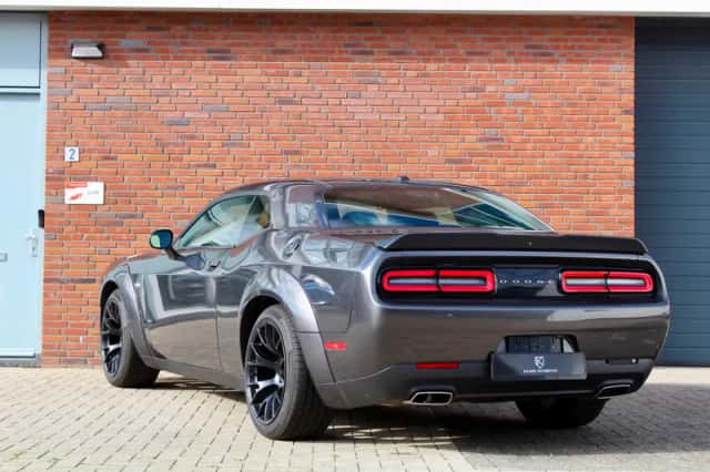Dodge Challenger (2020) thumbnail 5