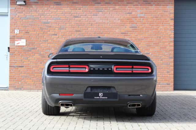 Dodge Challenger (2020) thumbnail 6