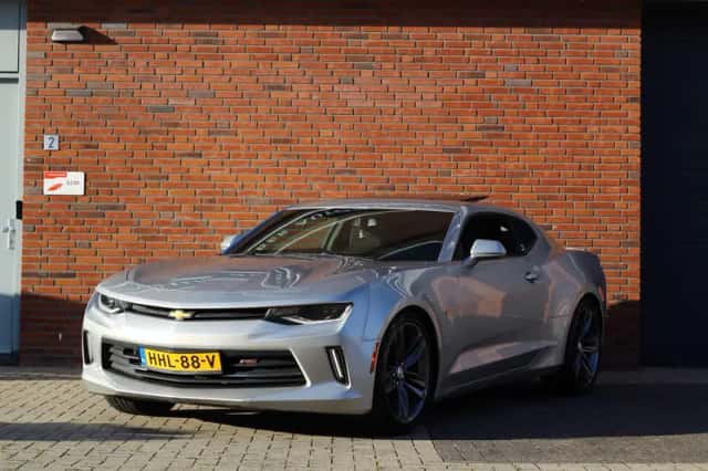 Chevrolet Camaro (2018) thumbnail 1