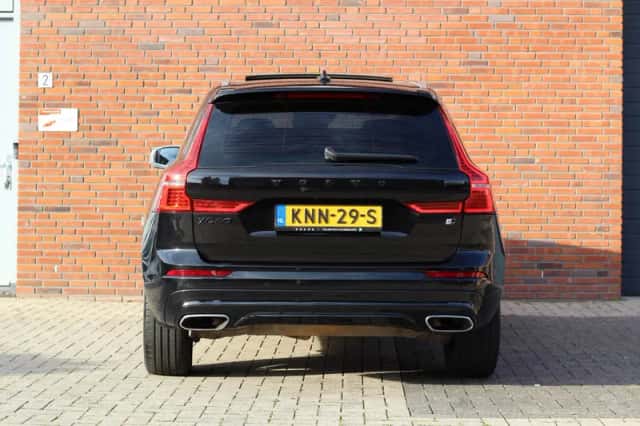 Volvo XC60 (2018) thumbnail 5
