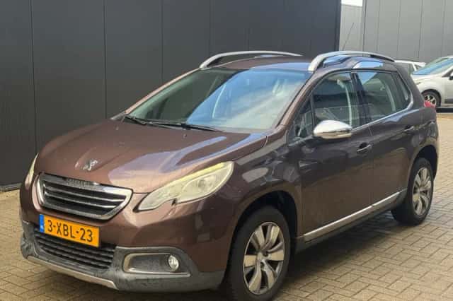 Peugeot 2008 (2014) thumbnail 1