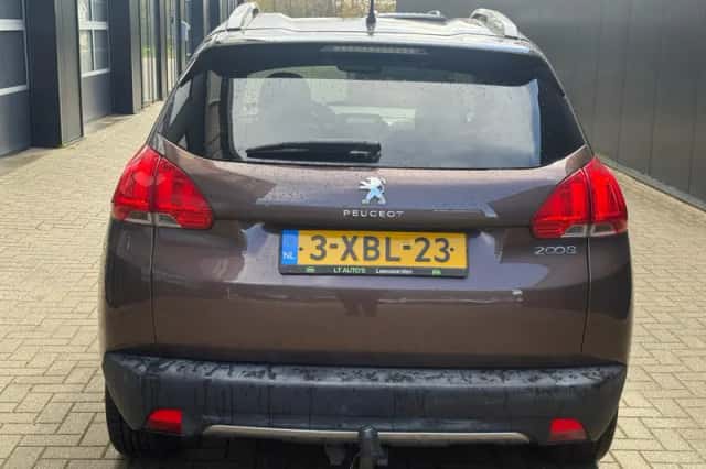 Peugeot 2008 (2014) thumbnail 5
