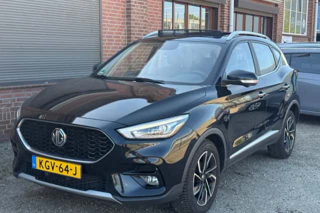MG ZS (2023) thumbnail 1