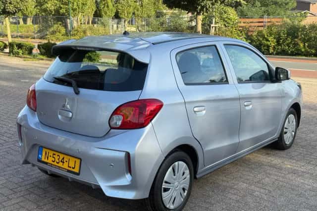 Mitsubishi Space Star (2021) thumbnail 6