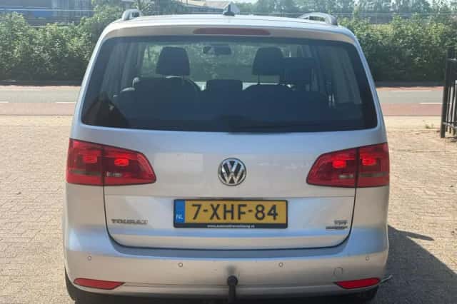 Volkswagen Touran (2014) thumbnail 5