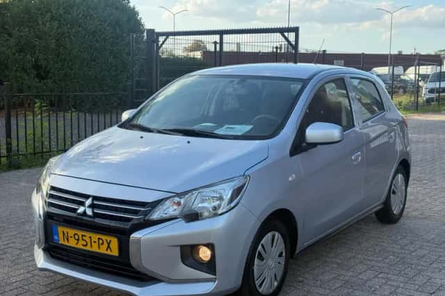 Mitsubishi Space Star (2021) thumbnail 1