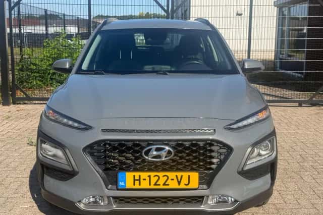 Hyundai Kona (2020) thumbnail 2