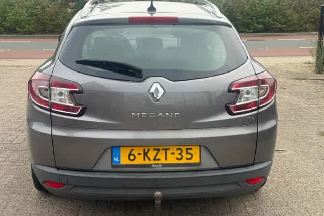Renault Mégane (2013) thumbnail 5