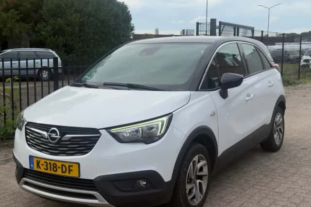 Opel Crossland (2019) thumbnail 1