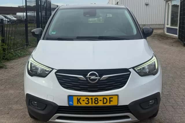 Opel Crossland (2019) thumbnail 2