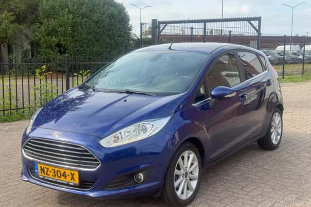 Ford Fiesta (2016) thumbnail 1