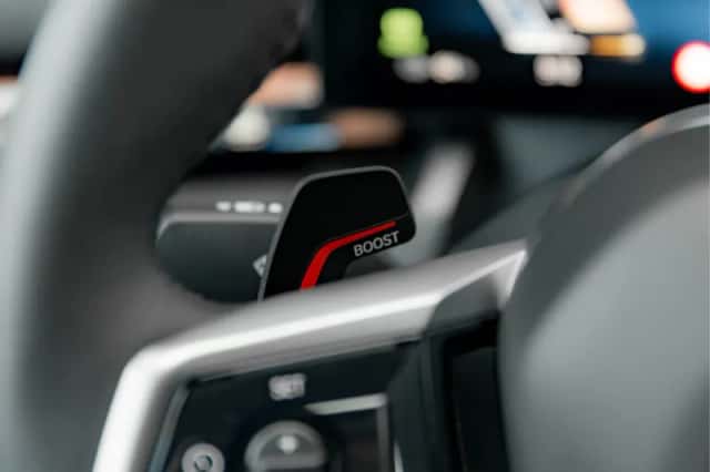 BMW i5 (2025) thumbnail 6