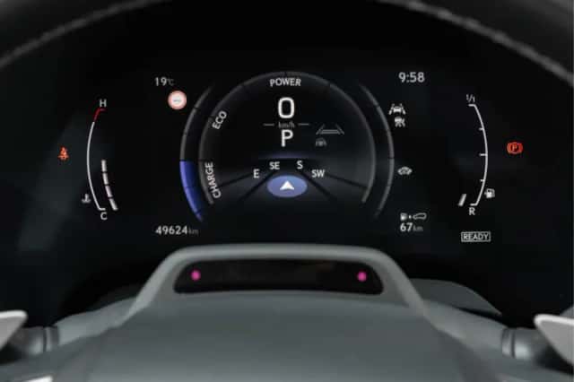 Lexus RX (2023) thumbnail 3