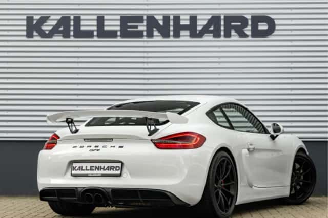 Porsche Cayman (2015) thumbnail 2