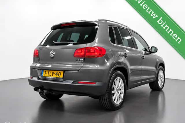 Volkswagen Tiguan (2014) thumbnail 2