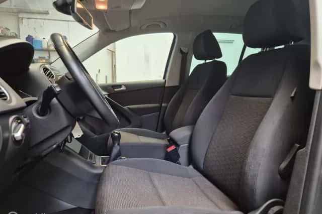 Volkswagen Tiguan (2014) thumbnail 6